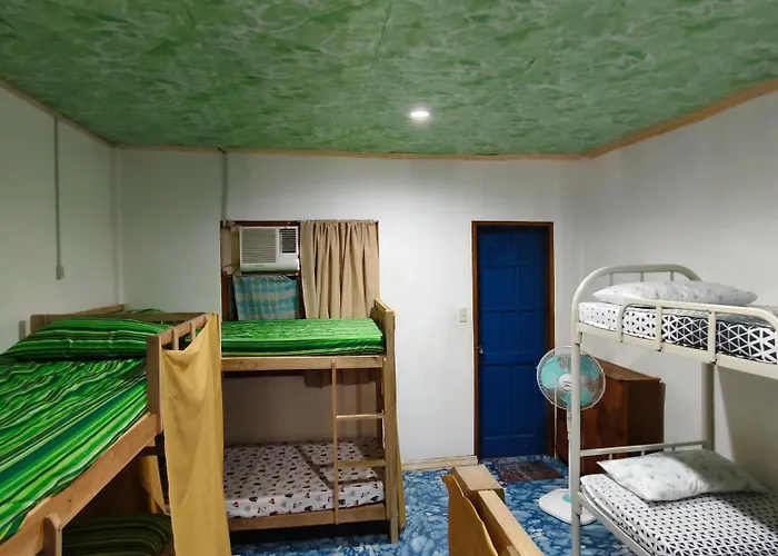 Kael Moalboal Hostal *