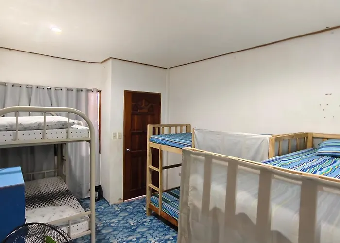 Kael Moalboal Hostal